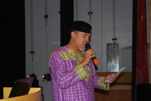 Amb. Benedict Amobi giving a speech at the Yoruba Day celebration in Stockholm, May 10 2014